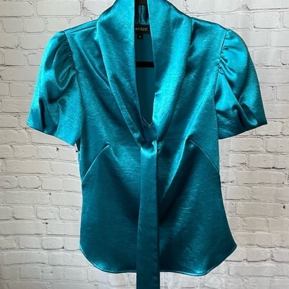Karen Kane Front Tie Turquoise Top Size Small - Picture 1 of 4